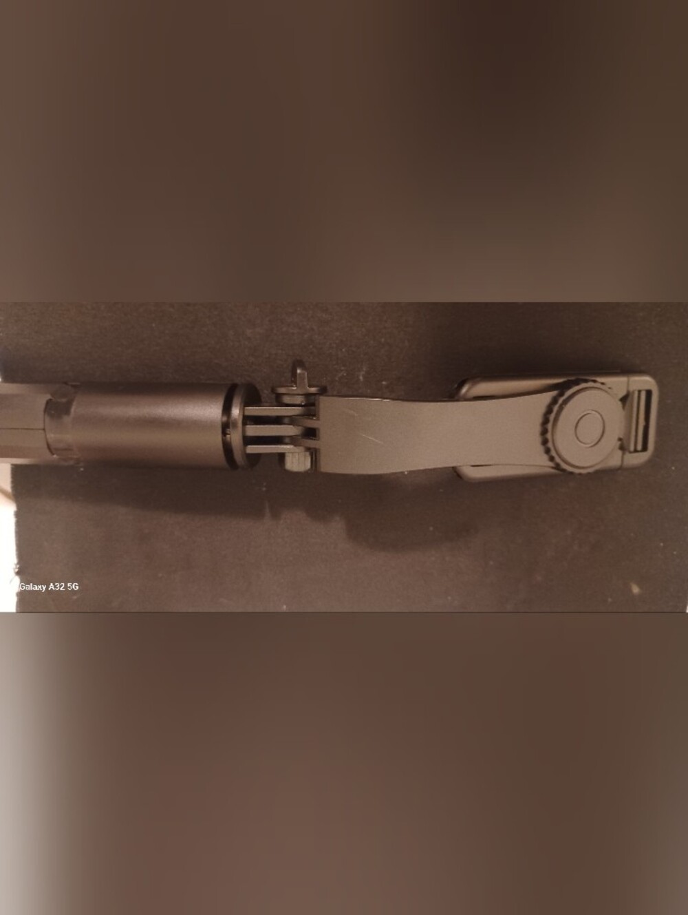 Remote Control Selfie Stick - Picture 6 of 9
